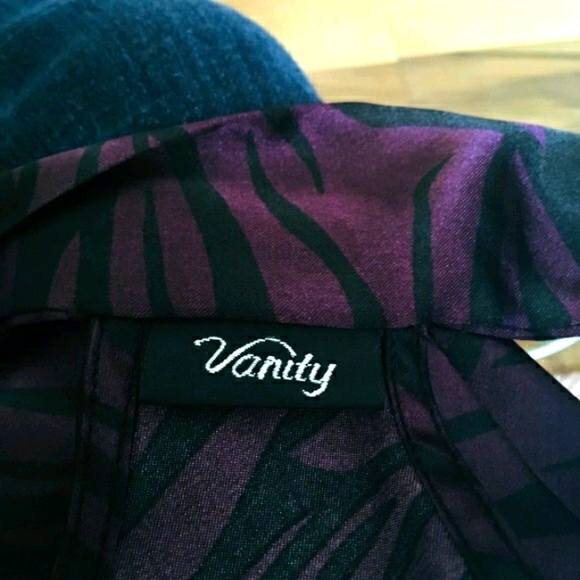 Purple and Black, Animal Print Vanity Sleeveless Halter Top - Picture 2 of 5